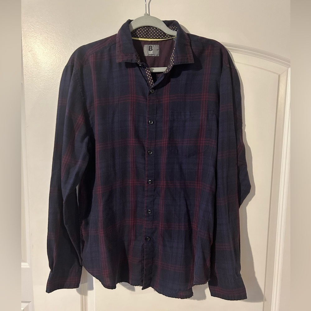 Lux by Bruno Men's Medium Button Down Plaid Flannel Shirt Navy Burgundy - Picture 2 of 5